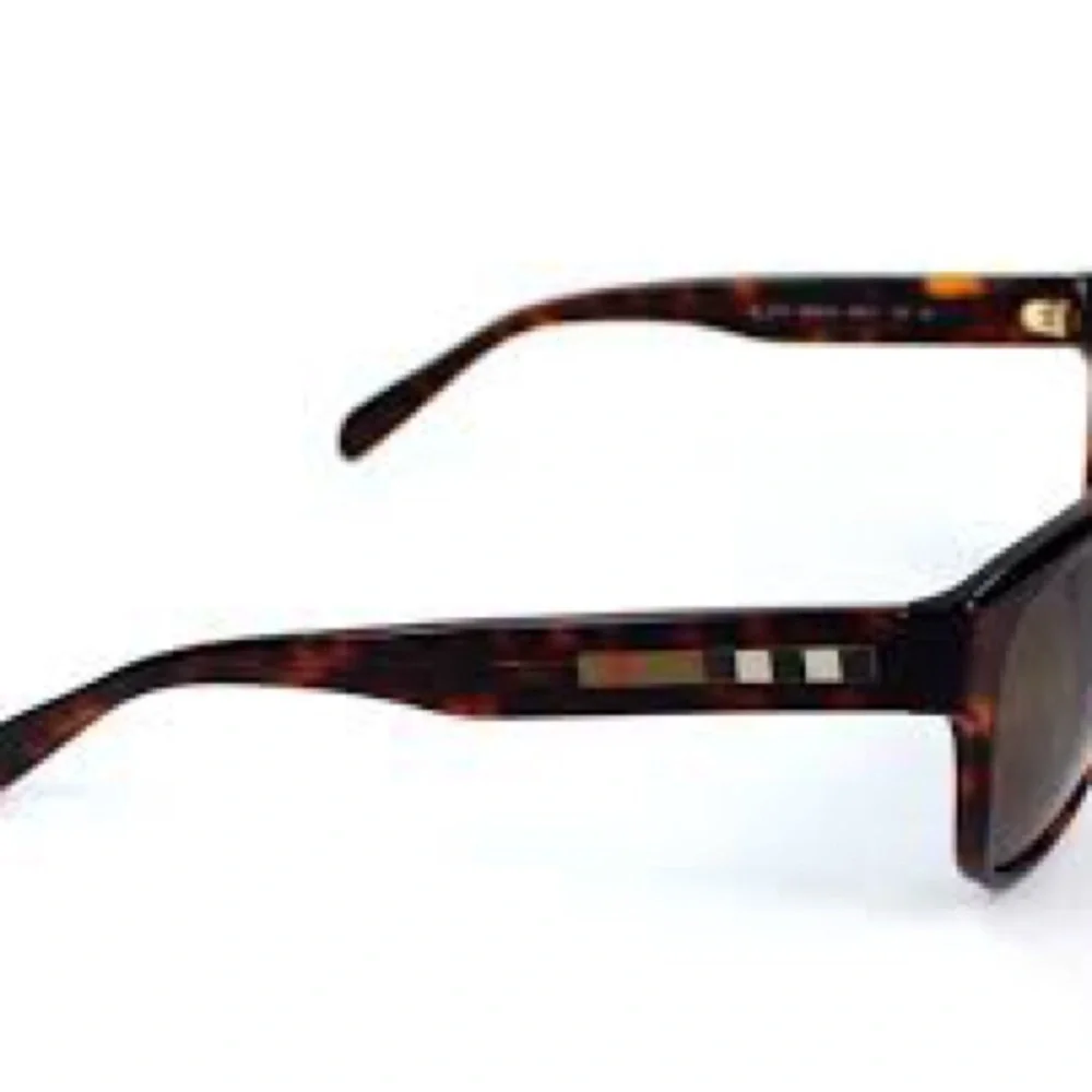Burberry sunglasses be4131new